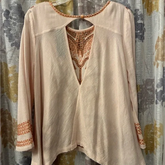 Free People NWT Lace Hippie Blouse - Picture 2 of 7